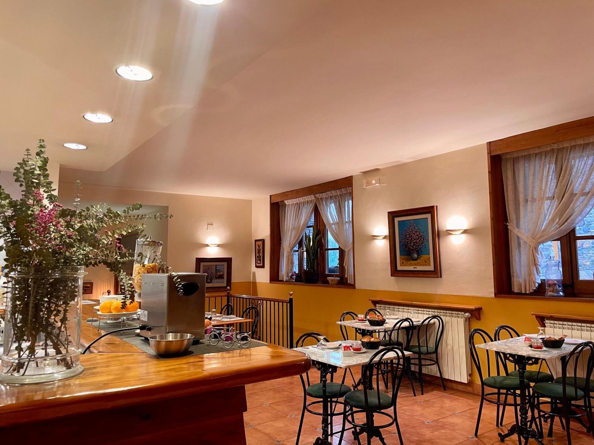 Aparthotel Les Corts Λίβια Εξωτερικό φωτογραφία